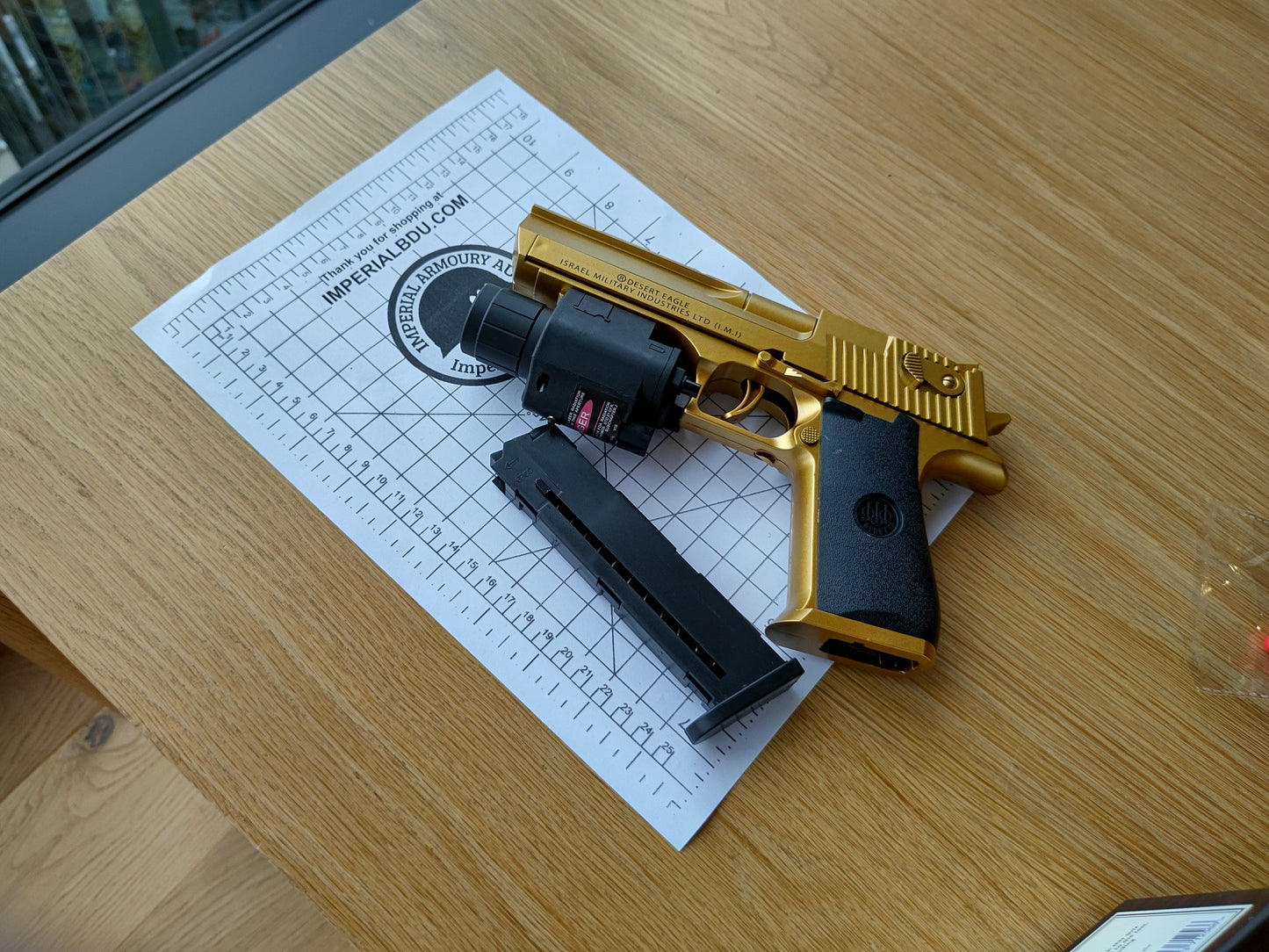 Gold Desert Eagle - Toy Model (8+) FREE SHIPPING 7 DAYS AUSTRALIA WIDE 🚚